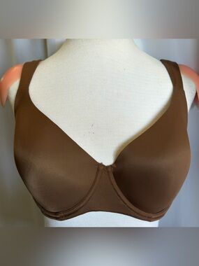 Ambrielle underwire full-coverage bra in size 38DD